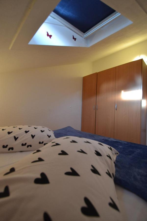 Apartmani Antonia Nakic -Stobrec Split Exterior photo